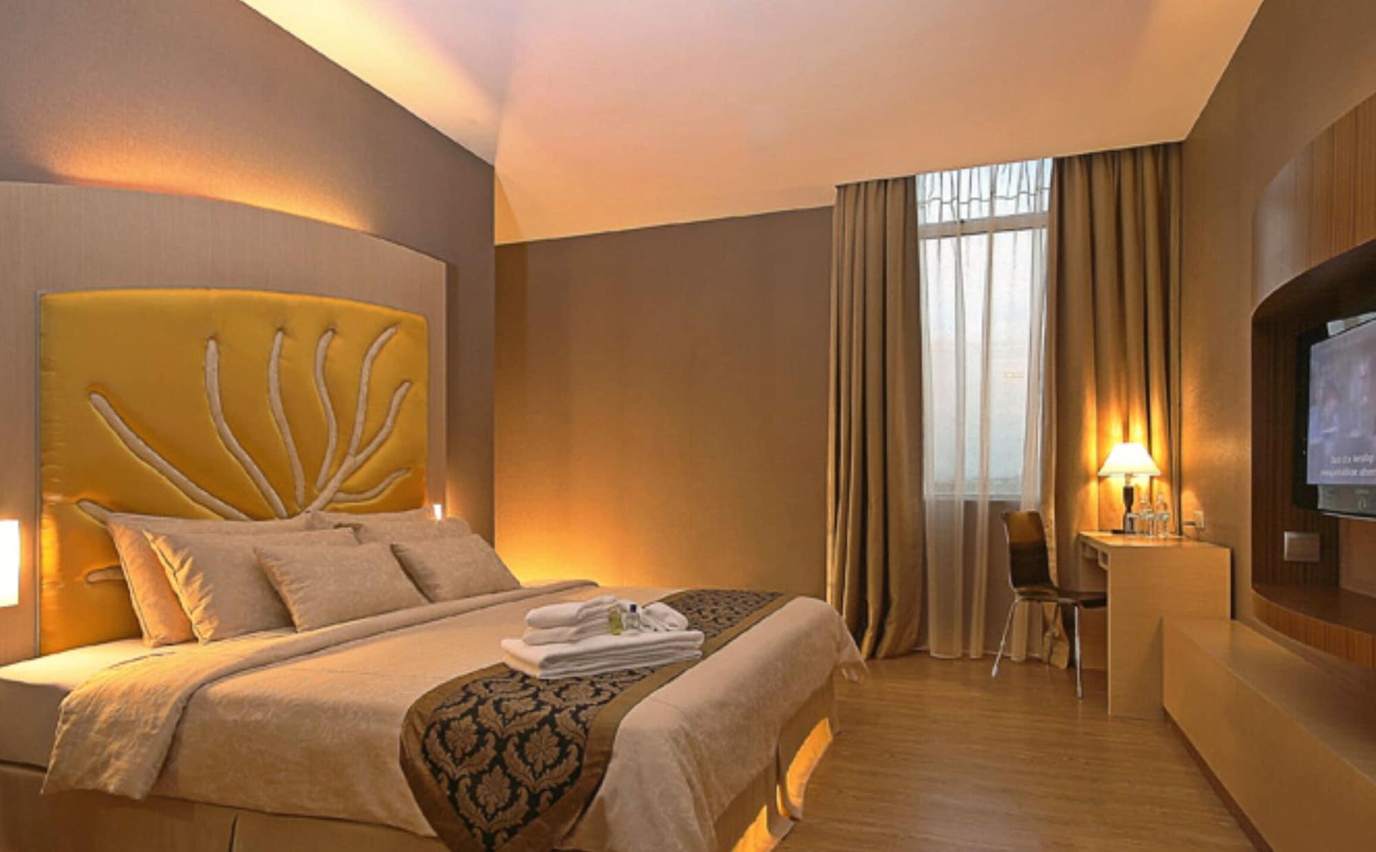 Courtyard Hotel 1Borneo Кота Кинабалу Екстериор снимка